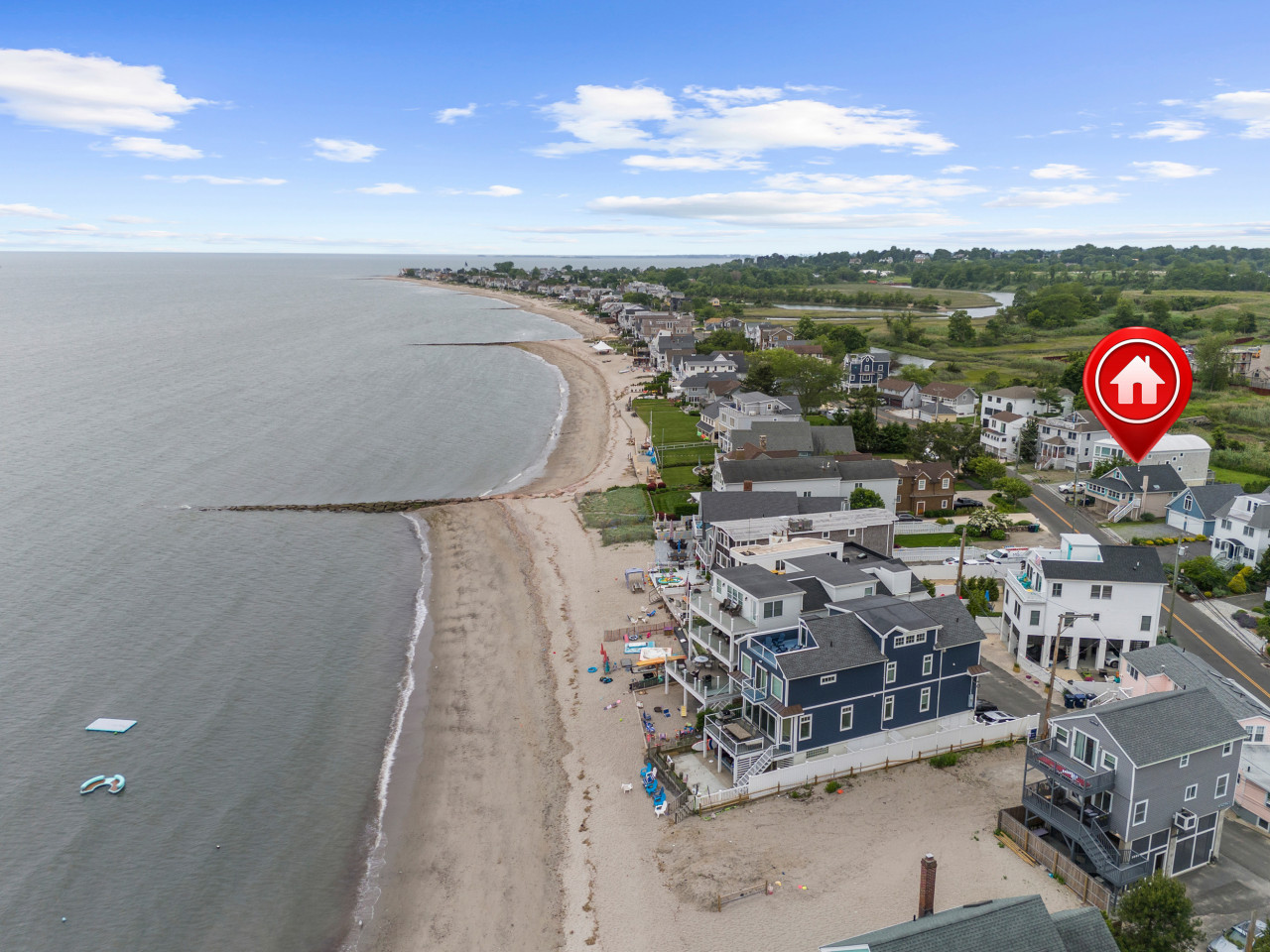Charming Fairfield Beach Cottage