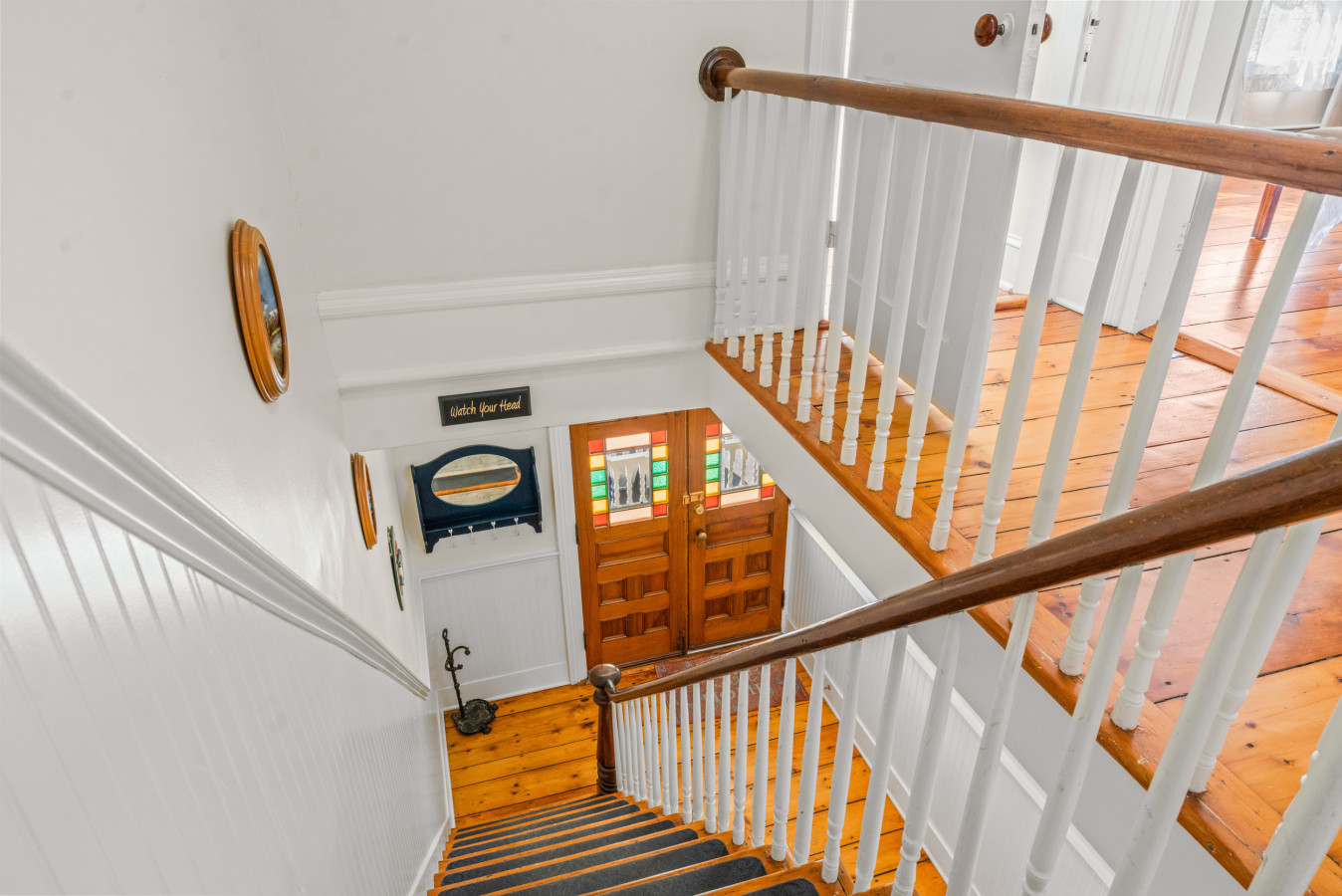 Coastal Victorian Home, Walk to Downtown