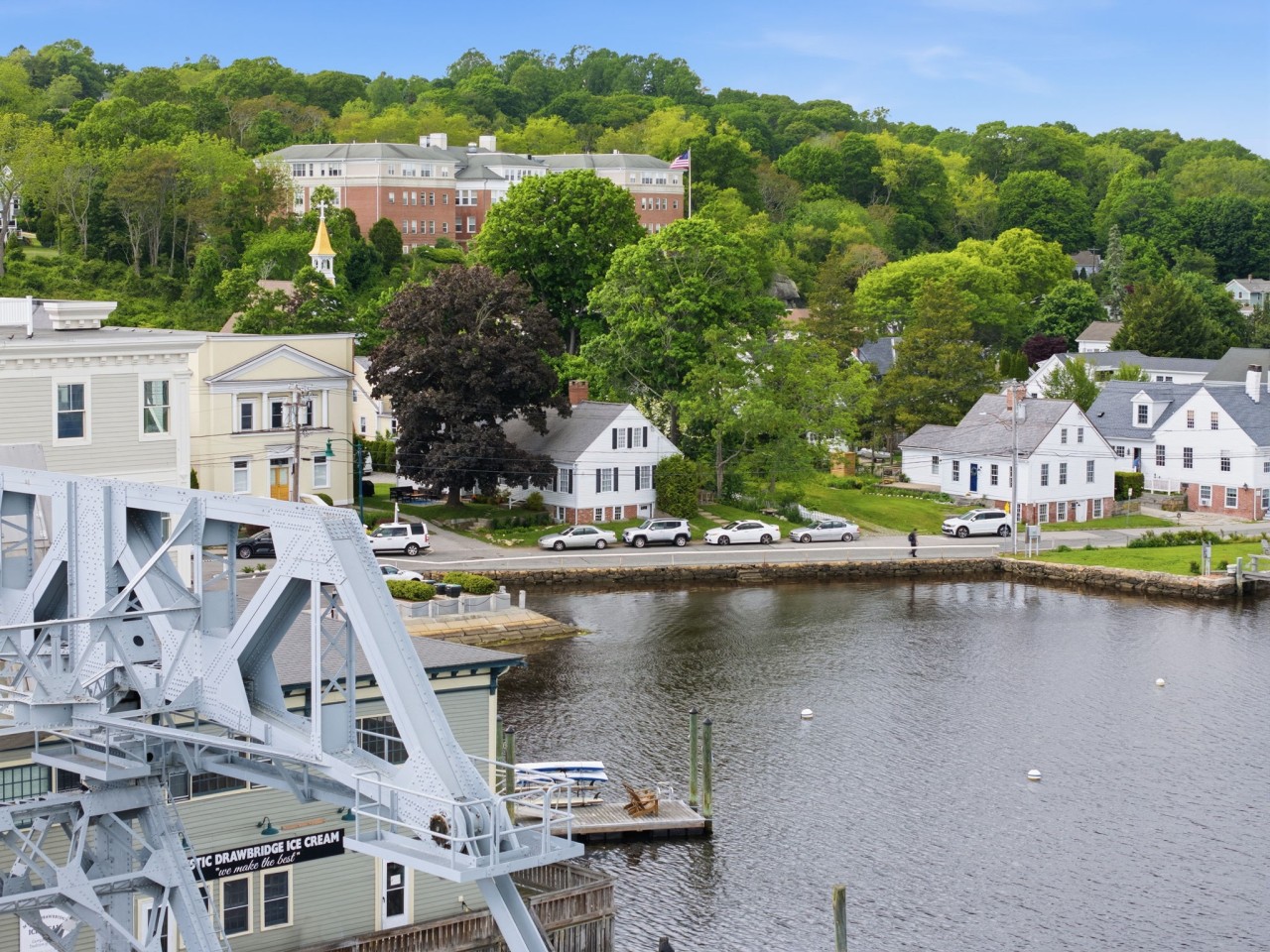 Historic Waterfront Home and Cottage
