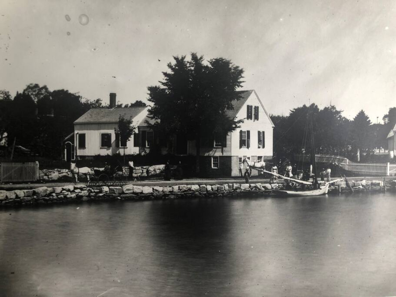 Historic Waterfront Home and Cottage
