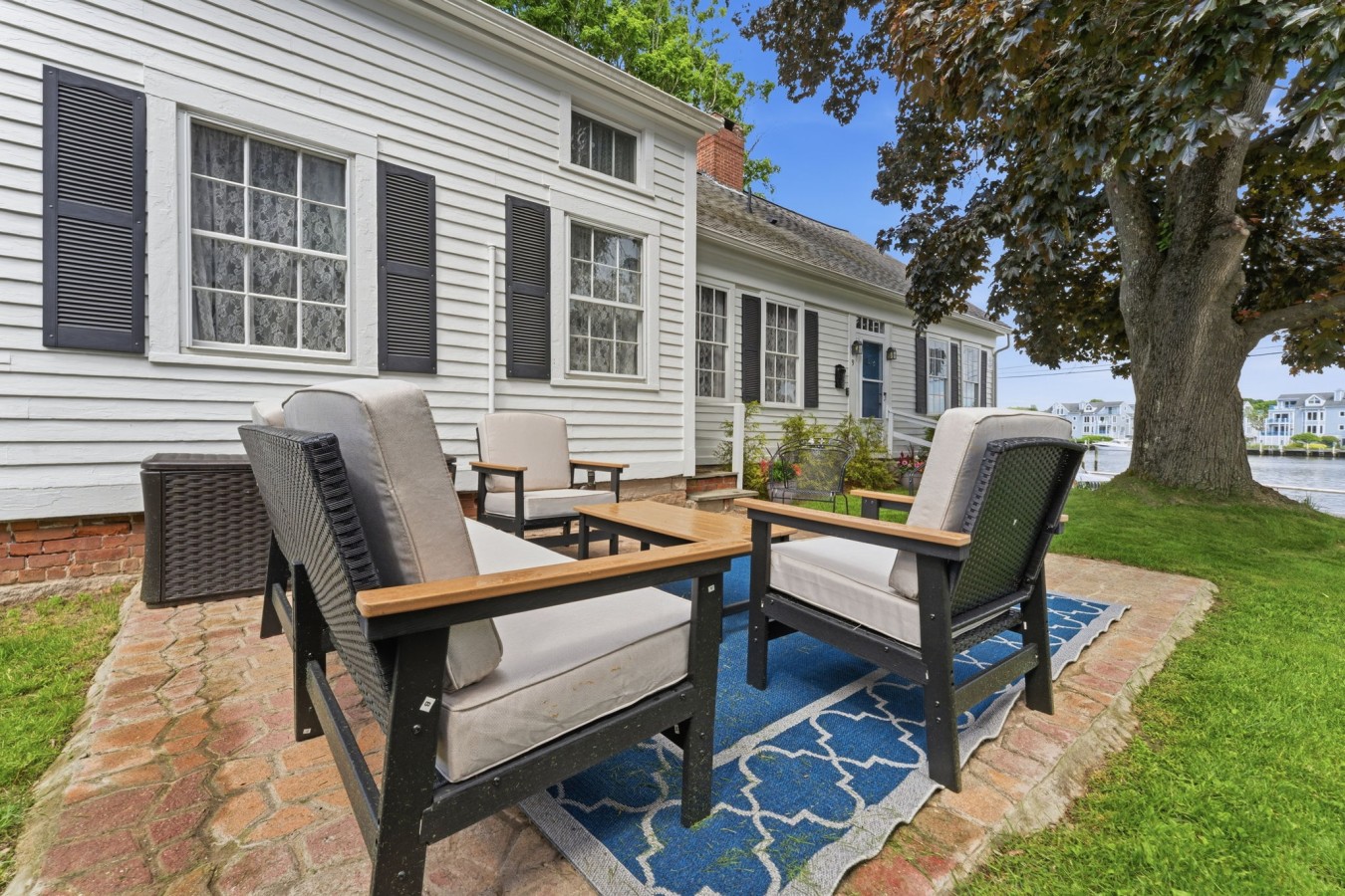 Historic Waterfront Home and Cottage