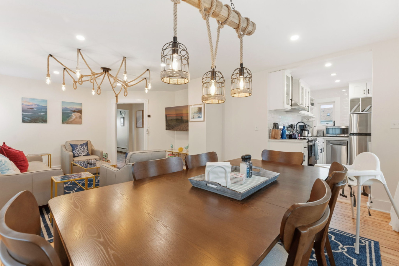 Historic 5BR, Dual Kitchens, Walk to Beach