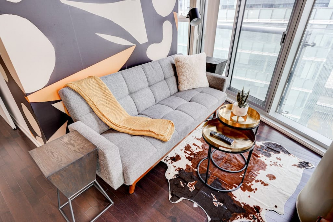 Toronto — Downtown 1BR with Skyline Views — Toronto furnished rental, photo 6