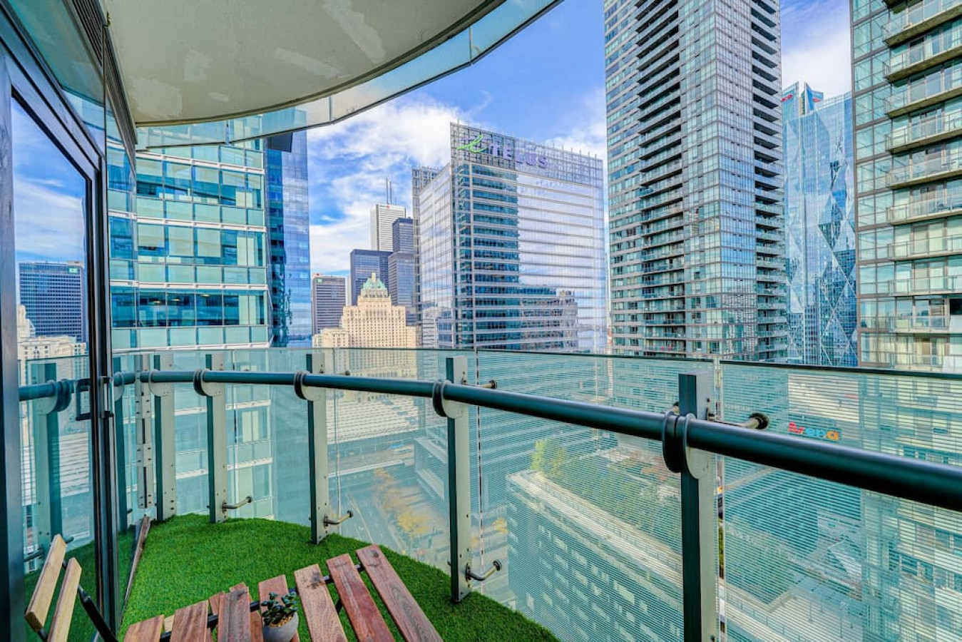 Toronto — Downtown 1BR with Skyline Views — Toronto furnished rental, photo 34