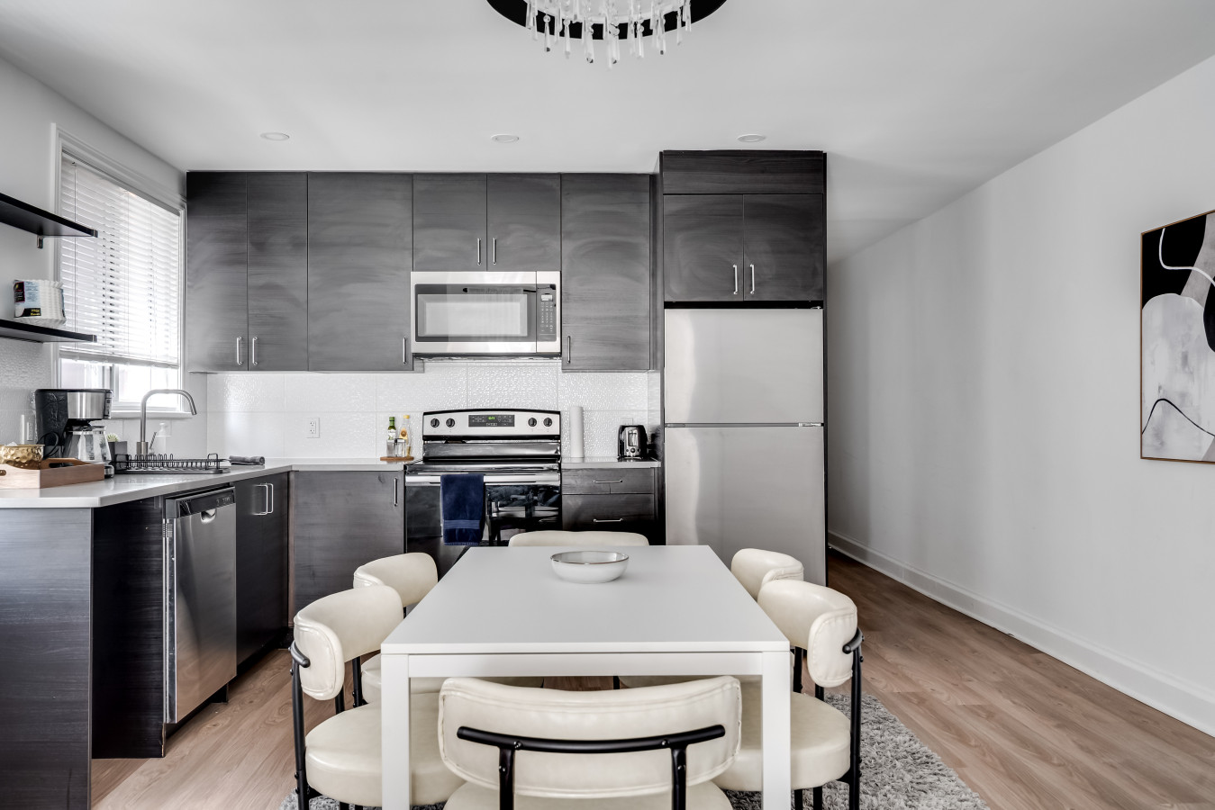 Ottawa — Private 3BR Entire Home — Ottawa furnished rental, photo 22