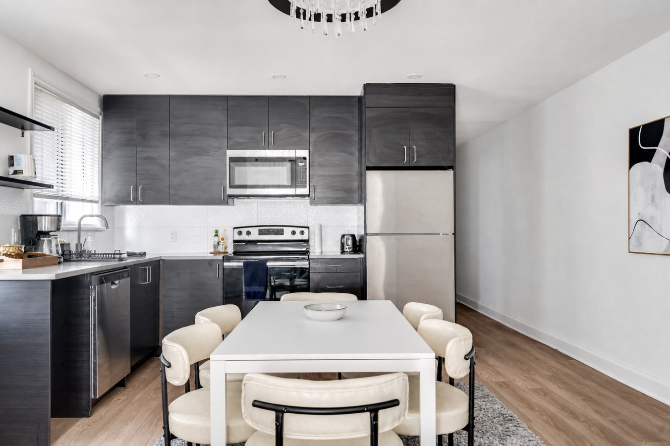 Ottawa — Private 3BR Entire Home — Ottawa furnished rental photo