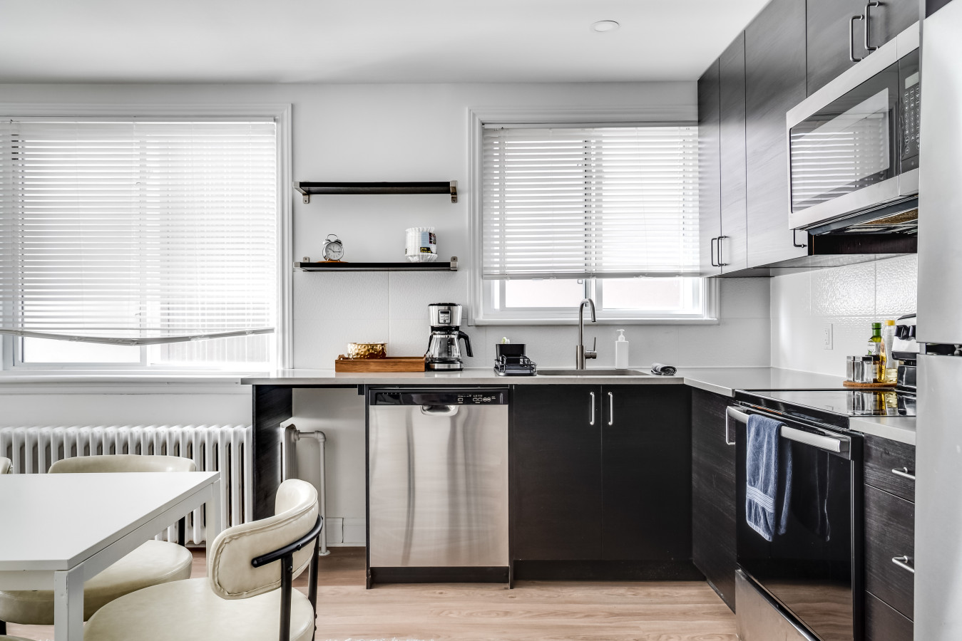 Ottawa — Private 3BR Entire Home — Ottawa furnished rental, photo 21