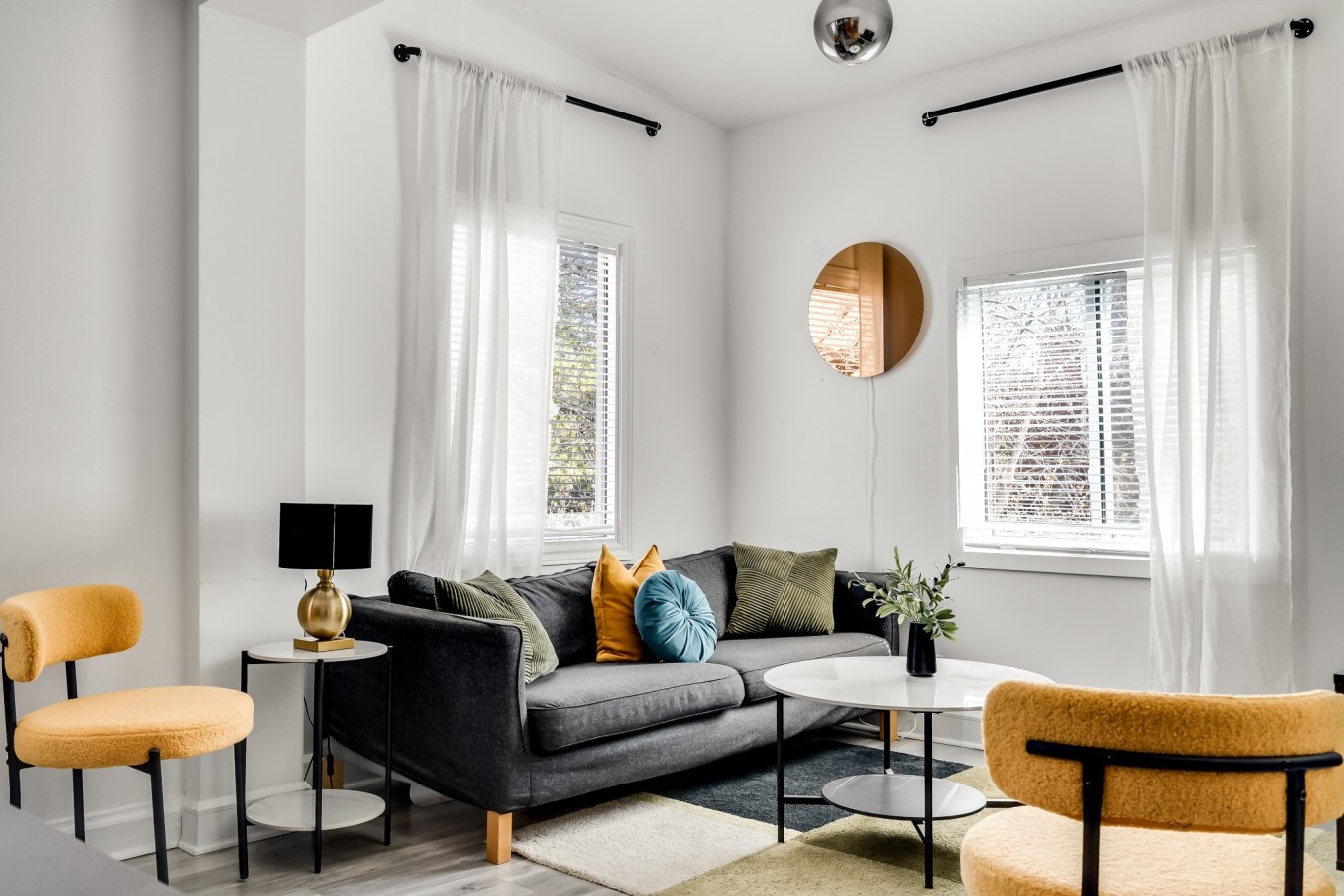 Ottawa — Bright 3BR Suite, Central (Monthly) — Ottawa furnished rental photo