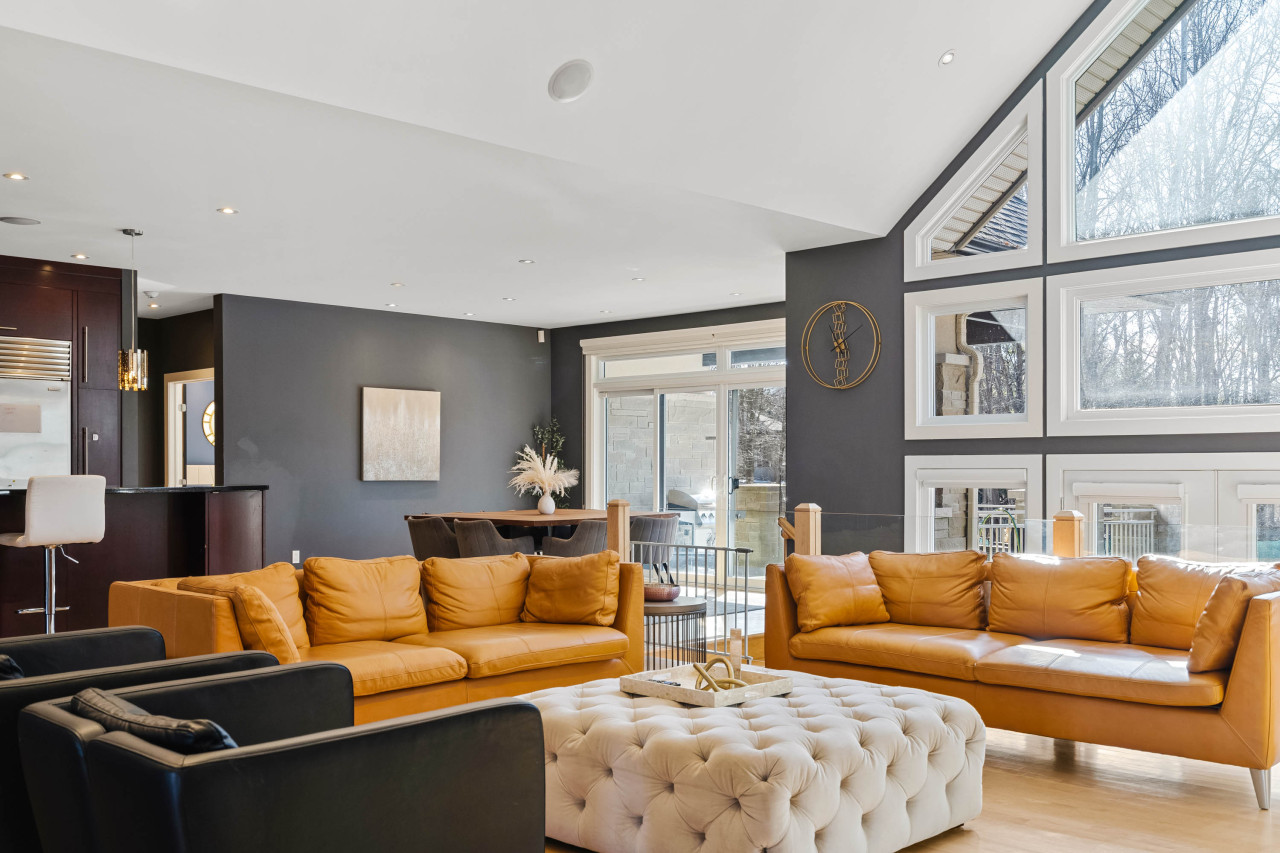 Ottawa — The Mansion · 4BR Luxury Estate — Ottawa furnished rental, photo 16