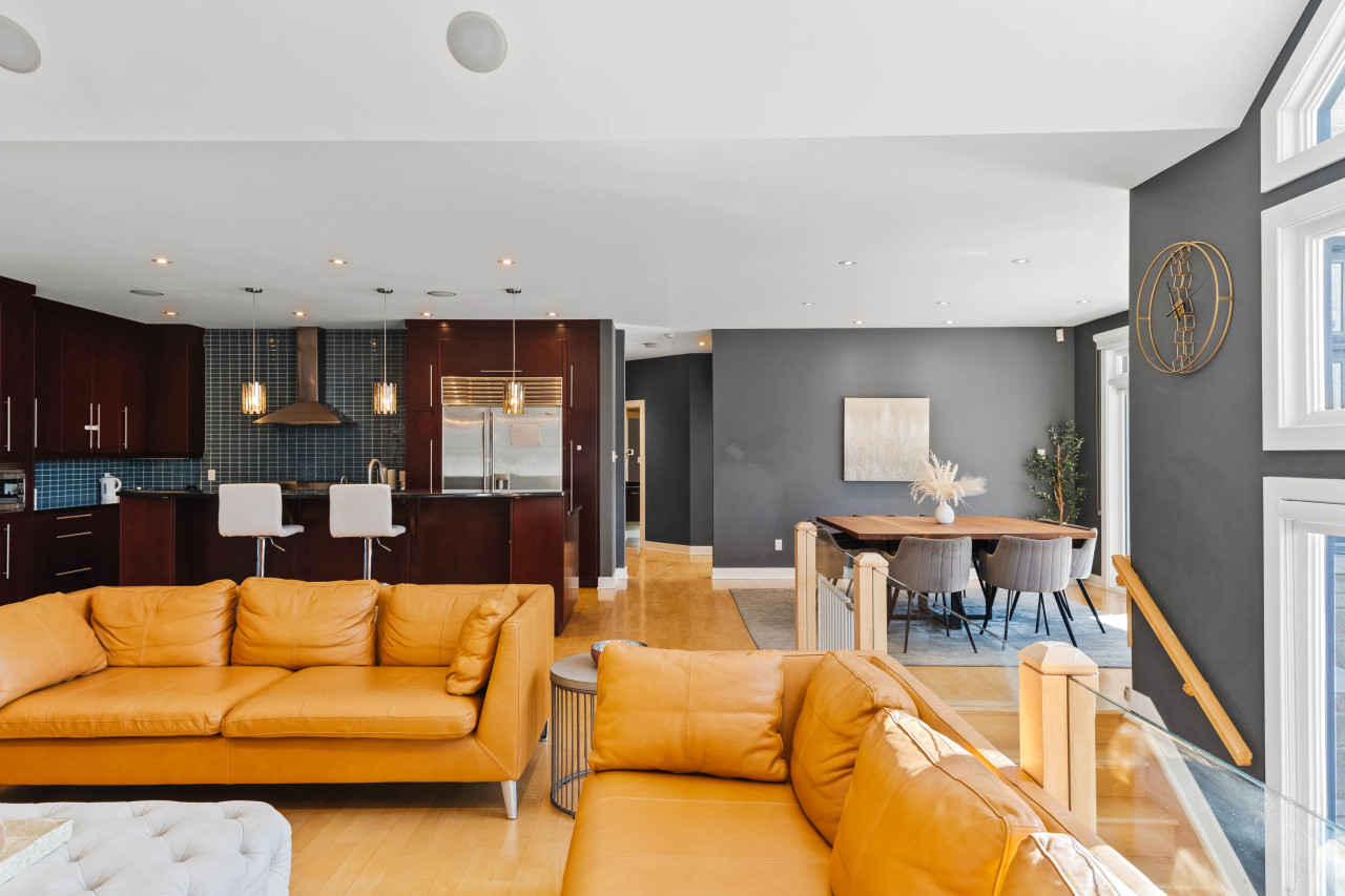 Ottawa — The Mansion · 4BR Luxury Estate — Ottawa furnished rental, photo 15