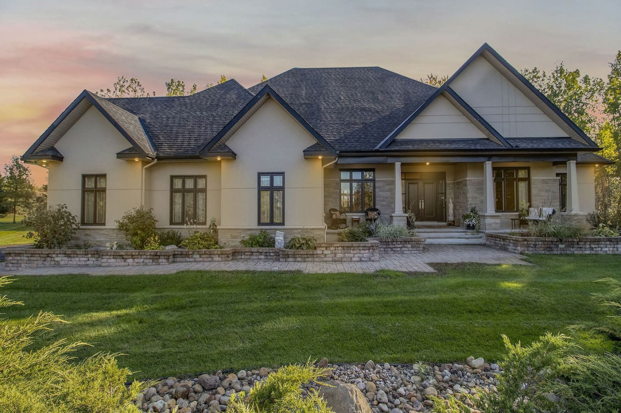 Ottawa — The Mansion · 4BR Luxury Estate — Ottawa furnished rental, photo 72