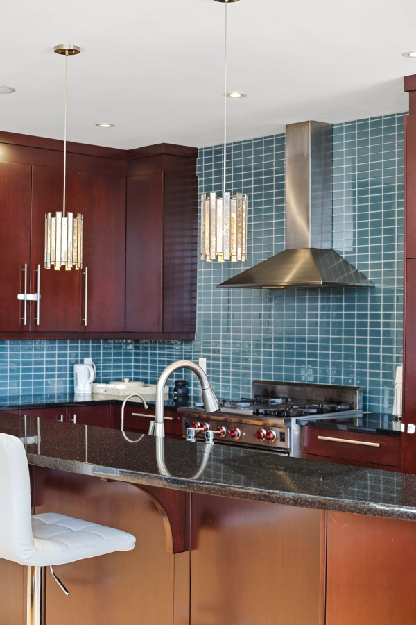 Ottawa — The Mansion · 4BR Luxury Estate — Ottawa furnished rental, photo 25