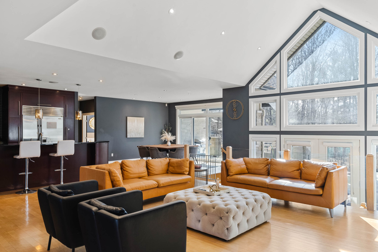 Ottawa — The Mansion · 4BR Luxury Estate — Ottawa furnished rental, photo 17
