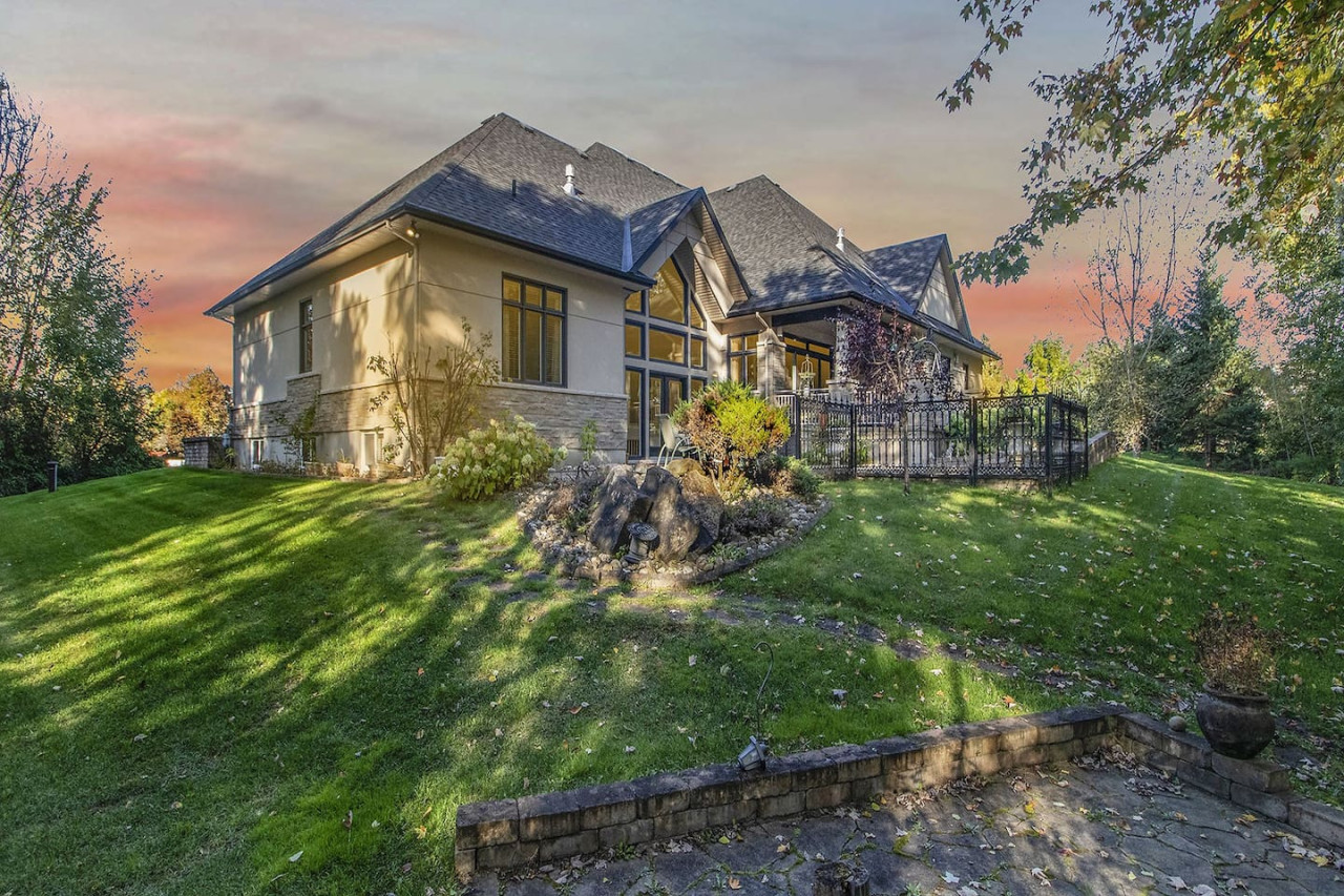 Ottawa — The Mansion · 4BR Luxury Estate — Ottawa furnished rental, photo 84