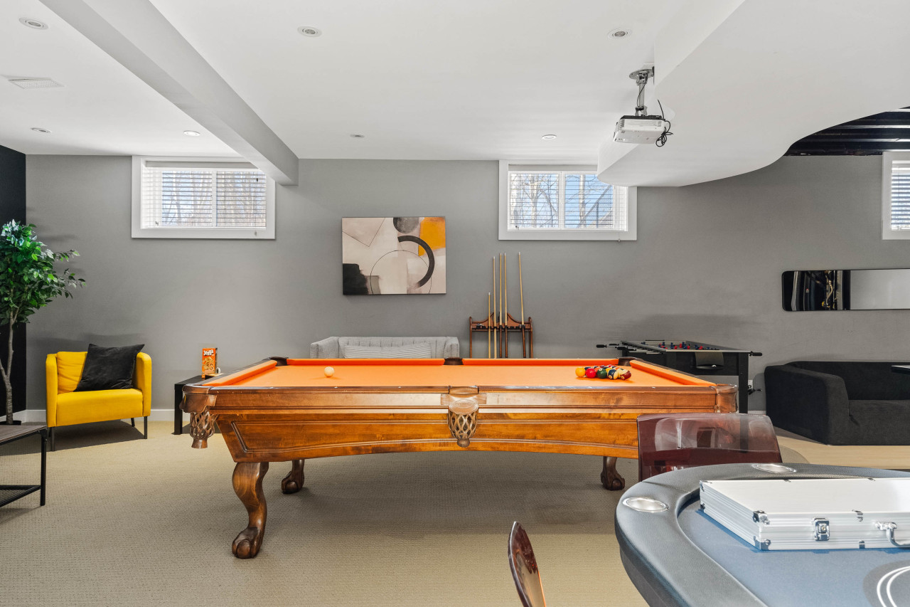 Ottawa — The Mansion · 4BR Luxury Estate — Ottawa furnished rental photo