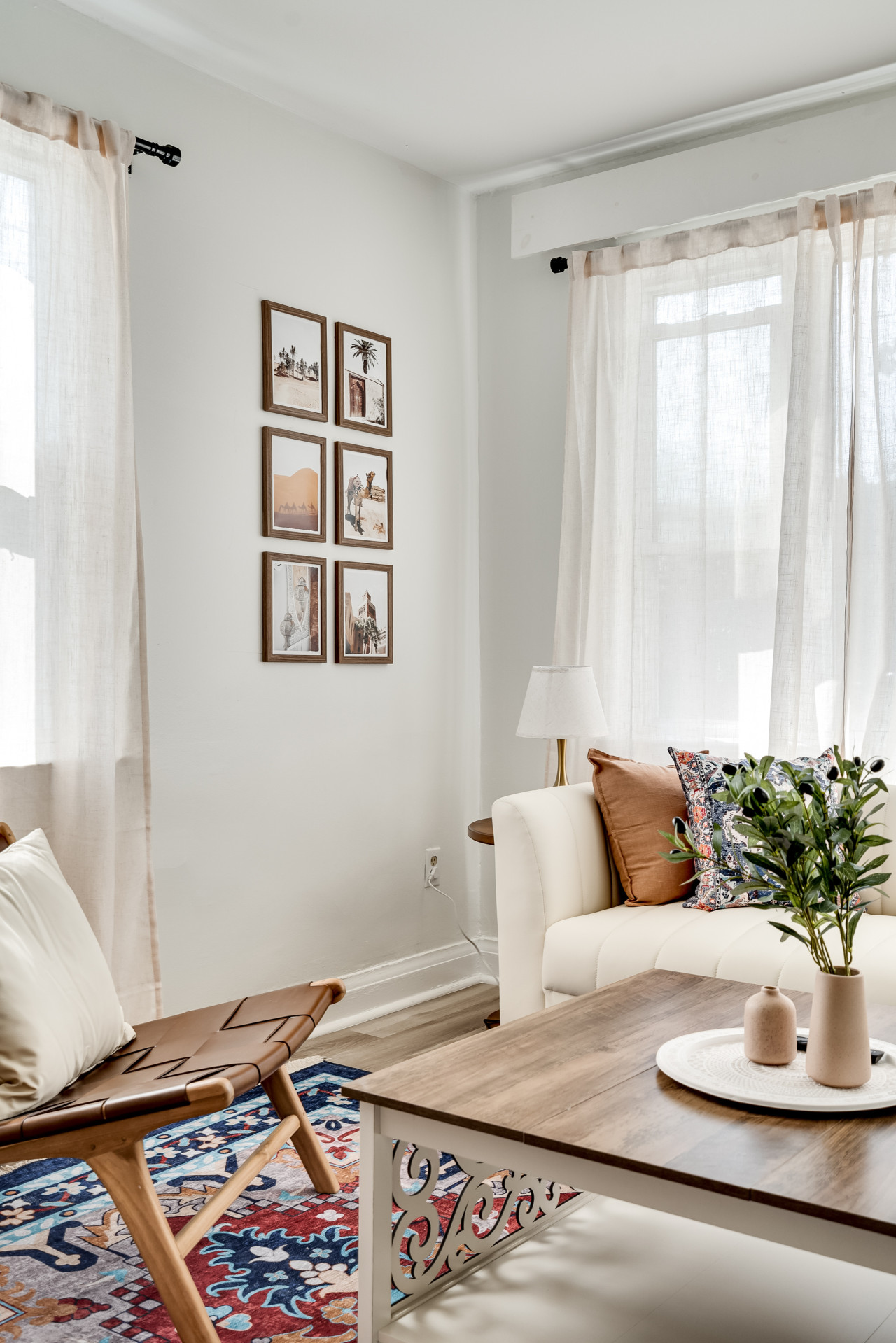 Kingston — Cozy 2BR Retreat near Queen's & Downtown — Kingston furnished rental photo