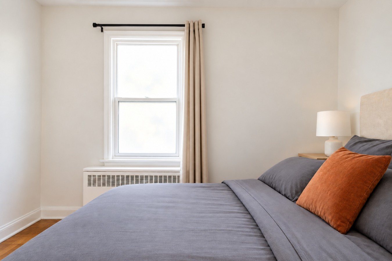 Cozy 2BR – Walk to Downtown & University! — Kingston furnished rental, photo 12