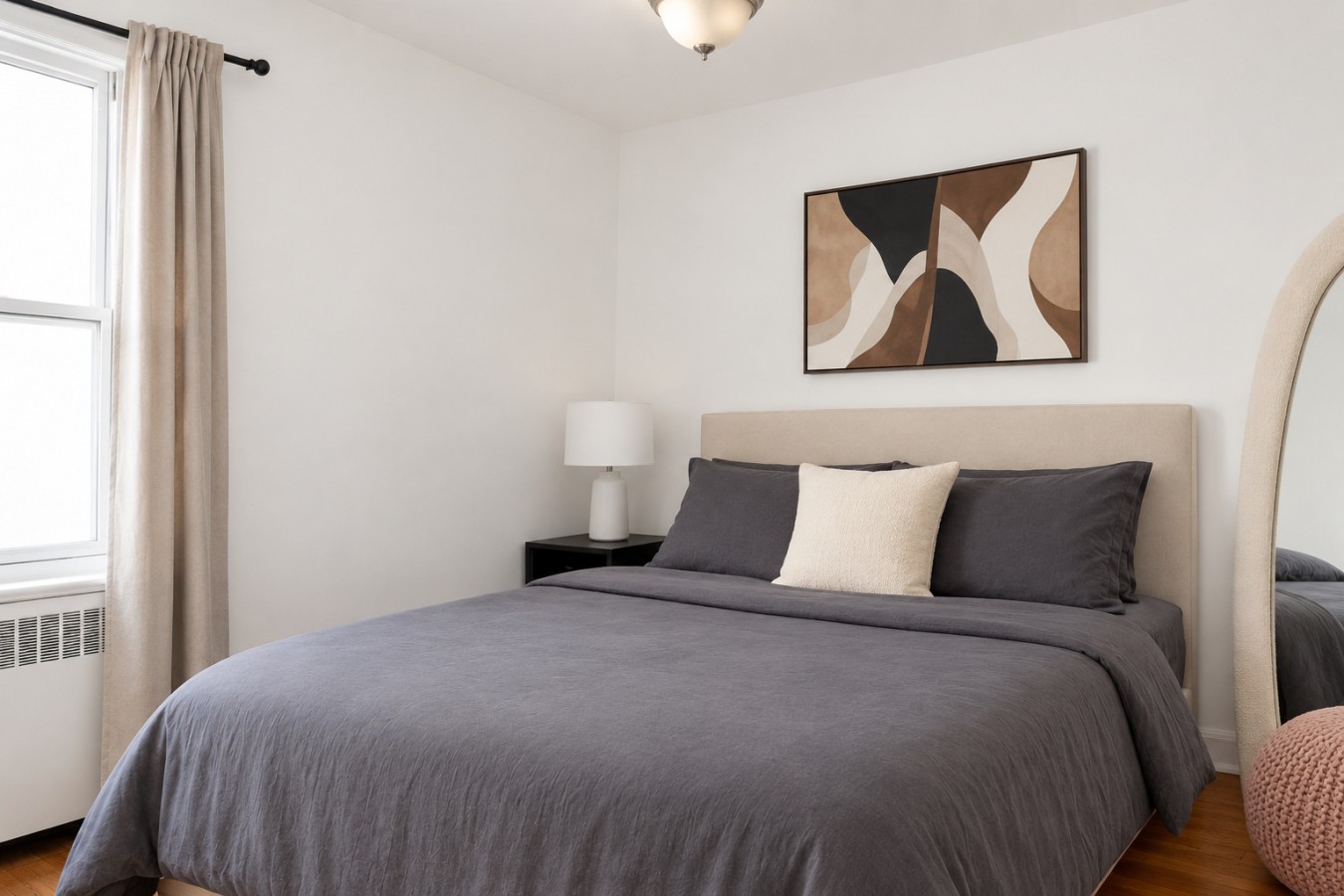 Cozy 2BR – Walk to Downtown & University! — Kingston furnished rental photo