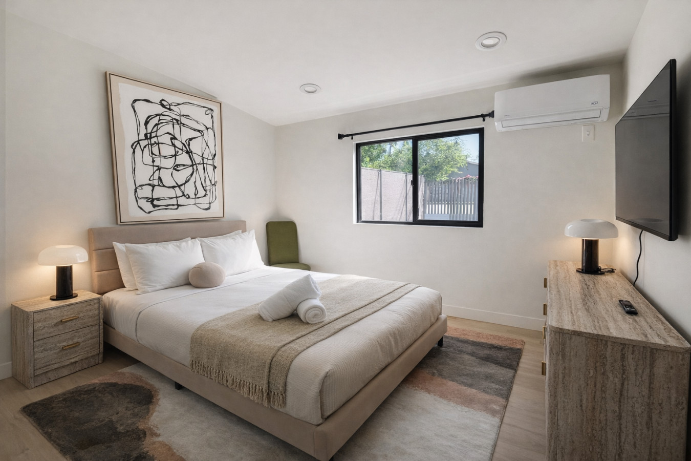 Los Angeles — Private 1BR near Universal & Hollywood — Los Angeles furnished rental photo