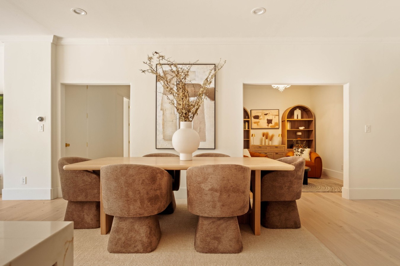 Executive 4BR/4BA West LA Home | 10 Guests — Lennox furnished rental, photo 14