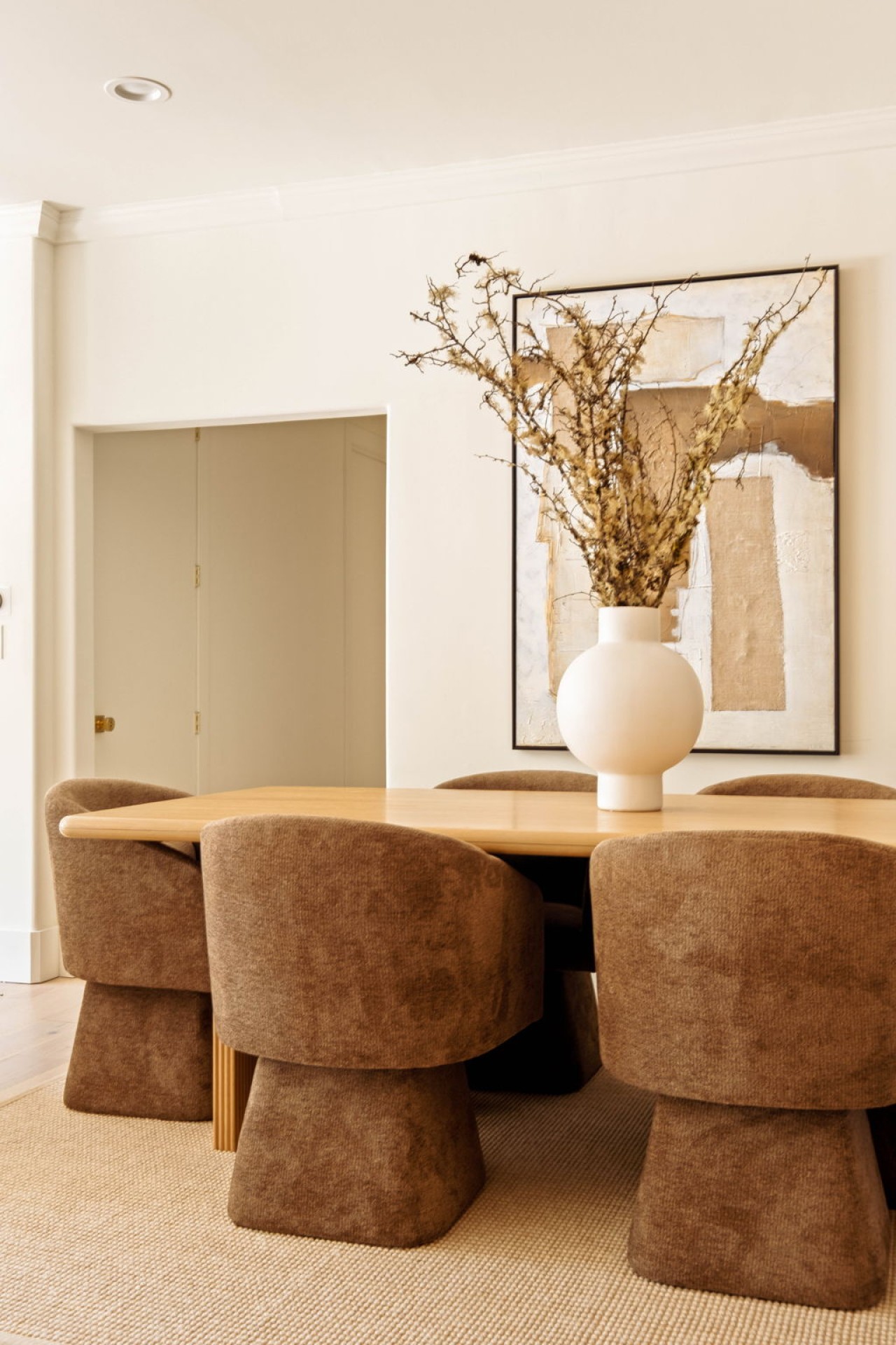 Executive 4BR/4BA West LA Home | 10 Guests — Lennox furnished rental, photo 16