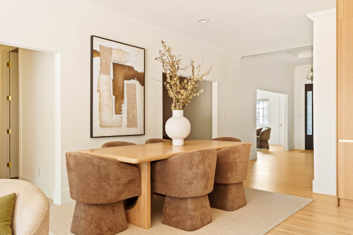Executive 4BR/4BA West LA Home | 10 Guests — Lennox furnished rental, photo 15
