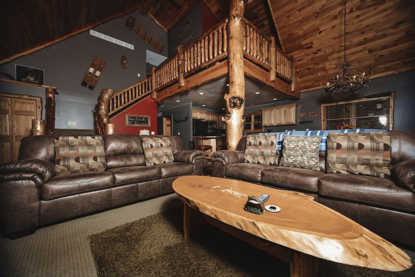 Spacious Wi Dells Home ( The Bear Paw )