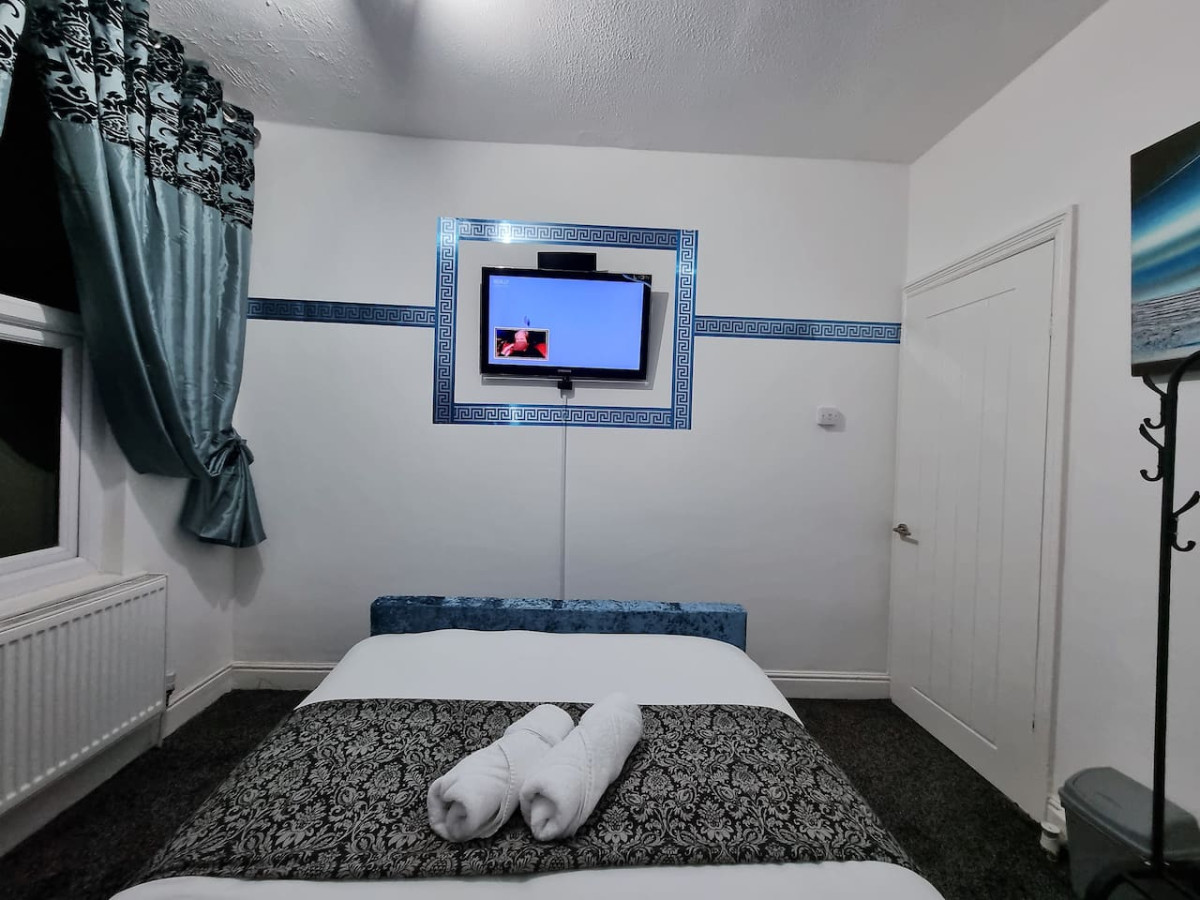 *12PR* Setup for your most relaxed & amazing stay + Free Parking + Free Fast WiFi * in 12 Parkfield Place - Property image 16 - VivreStays