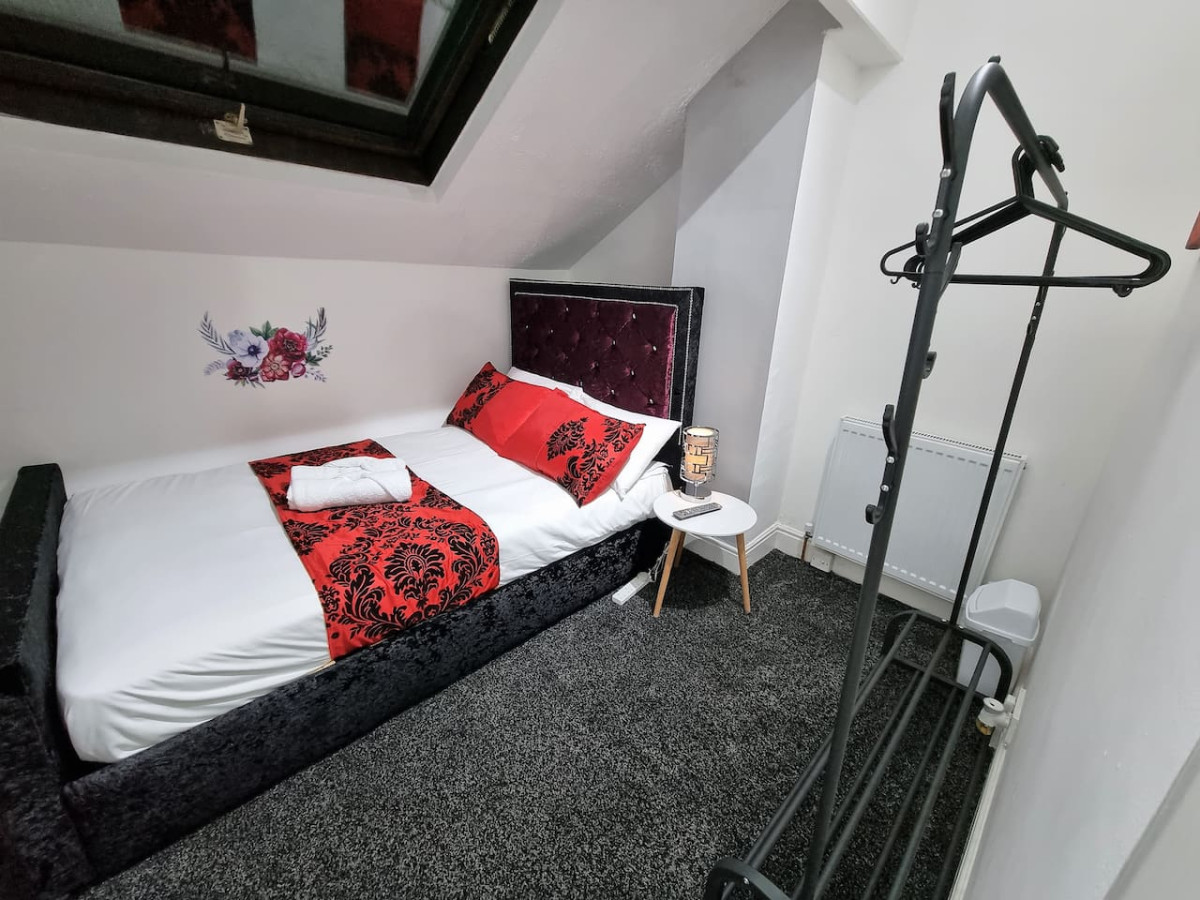 *12PR* Setup for your most relaxed & amazing stay + Free Parking + Free Fast WiFi * in 12 Parkfield Place - Property image 19 - VivreStays