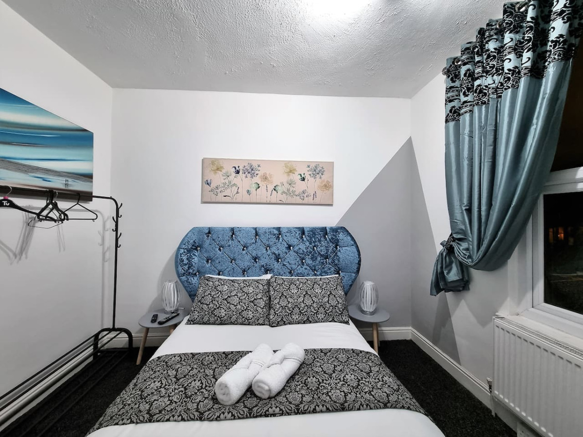 *12PR* Setup for your most relaxed & amazing stay + Free Parking + Free Fast WiFi * in 12 Parkfield Place - Property image 6 - VivreStays