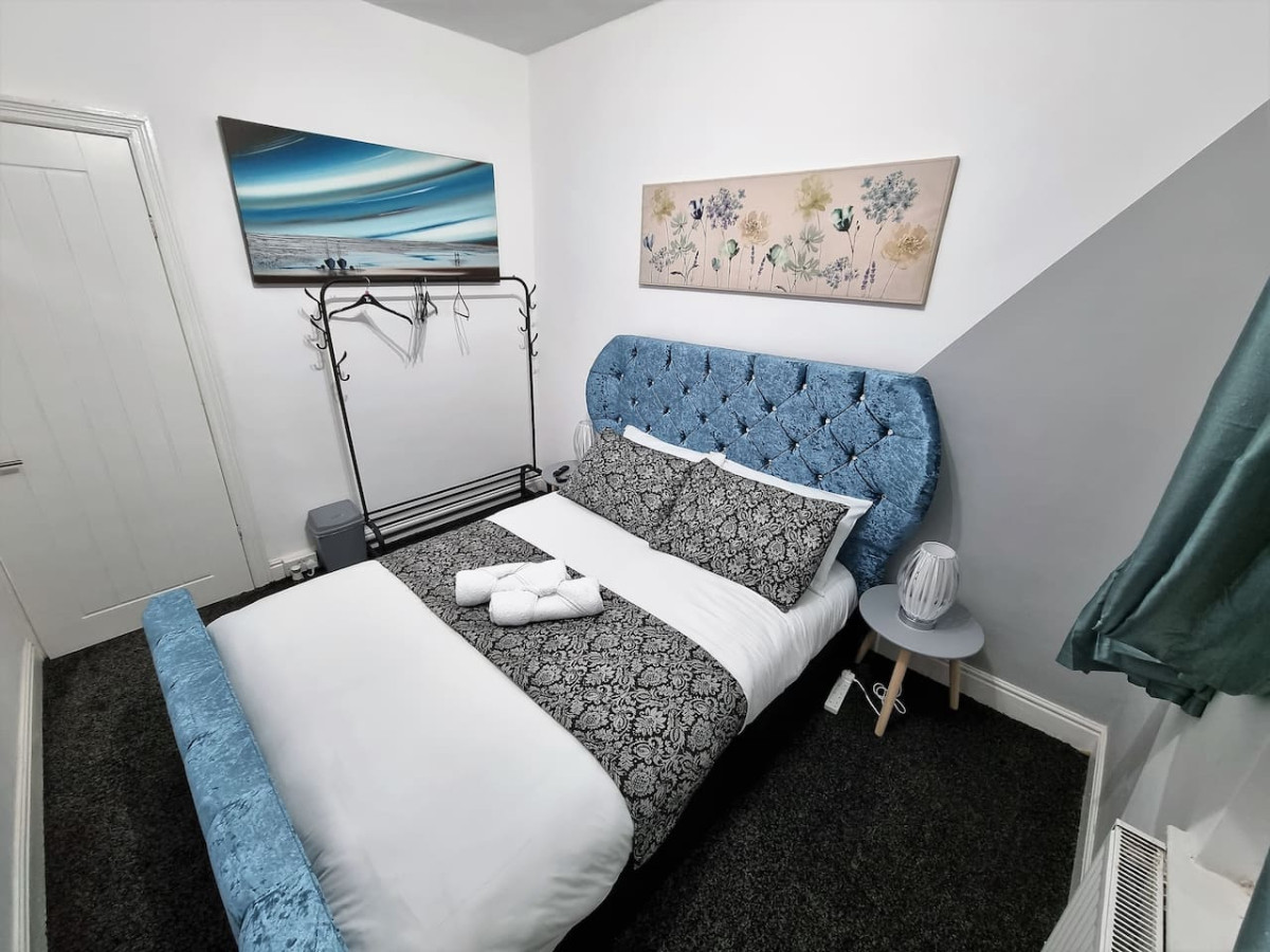 *12PR* Setup for your most relaxed & amazing stay + Free Parking + Free Fast WiFi * in 12 Parkfield Place - Property image 14 - VivreStays