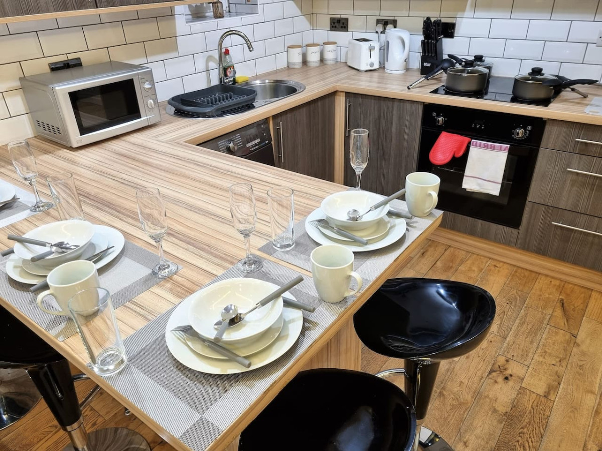*F43NH* Setup for your most relaxed & Cosy stay + Free Parking + Free Fast WiFi * in Newhall Green Flat 43 Newhall - Property image 21 - VivreStays