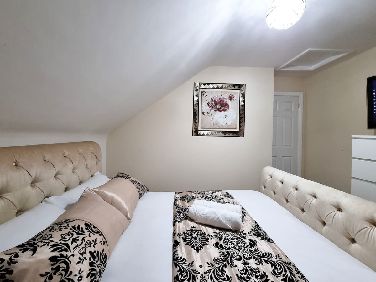 *F43NH* Setup for your most relaxed & Cosy stay + Free Parking + Free Fast WiFi * in Newhall Green Flat 43 Newhall - Property image 10 - VivreStays