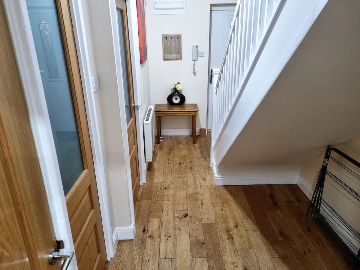 *F43NH* Setup for your most relaxed & Cosy stay + Free Parking + Free Fast WiFi * in Newhall Green Flat 43 Newhall - Property image 32 - VivreStays