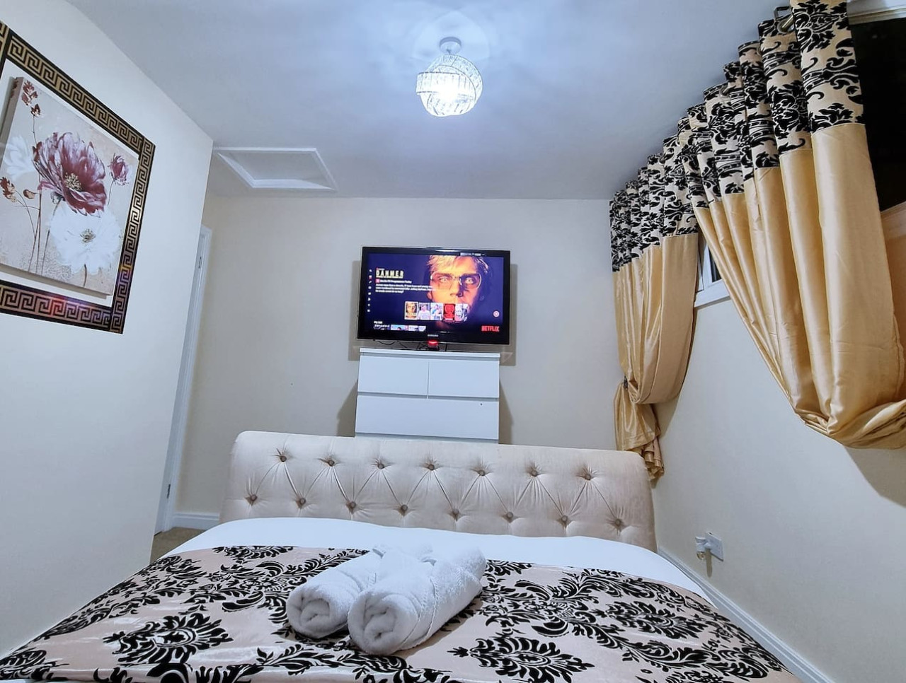 *F43NH* Setup for your most relaxed & Cosy stay + Free Parking + Free Fast WiFi * in Newhall Green Flat 43 Newhall - Property image 6 - VivreStays