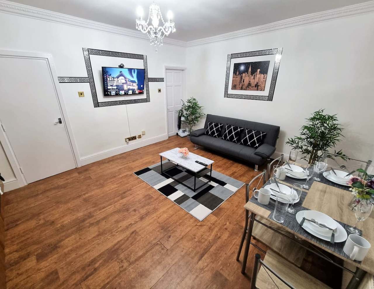 *6B7R* Setup for your most relaxed & amazing stay + Free Parking + Free Fast WiFi* in Vickers St, Morley, Leeds, UK - Property image 16 - VivreStays