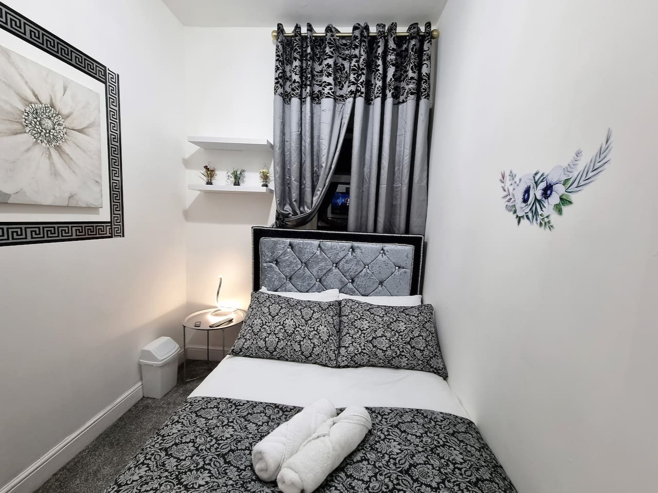 *6B7R* Setup for your most relaxed & amazing stay + Free Parking + Free Fast WiFi* in Vickers St, Morley, Leeds, UK - Property image 13 - VivreStays