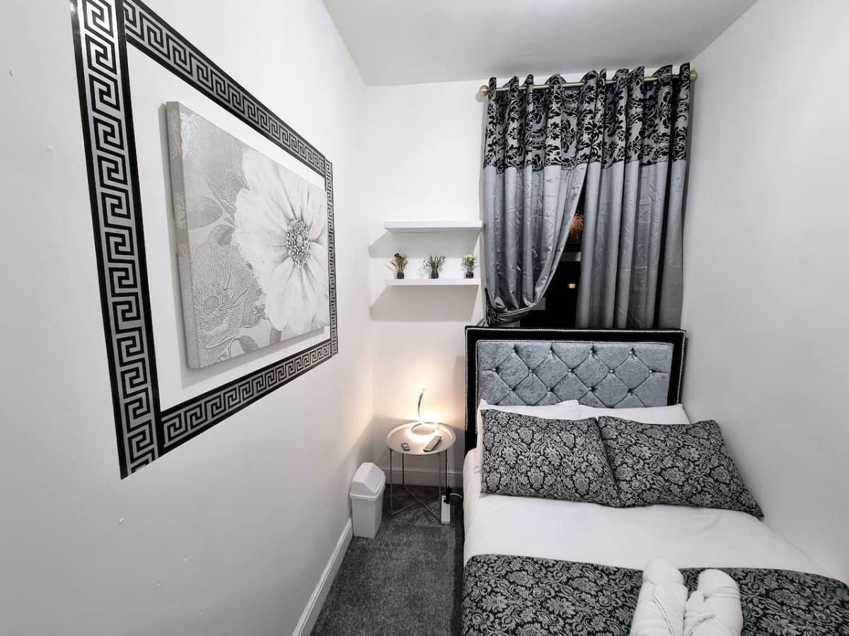 *6B7R* Setup for your most relaxed & amazing stay + Free Parking + Free Fast WiFi* in Vickers St, Morley, Leeds, UK - Property image 14 - VivreStays