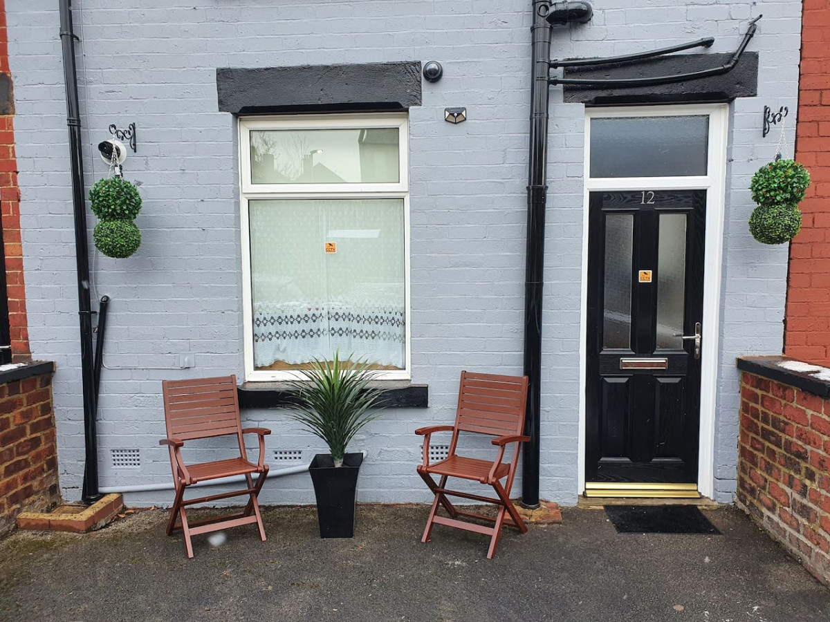 .12*JT* king bed cosy and lovely house + Free Parking + Free Fast WiFi . in 12 Johnson Terrace - Property image 30 - VivreStays
