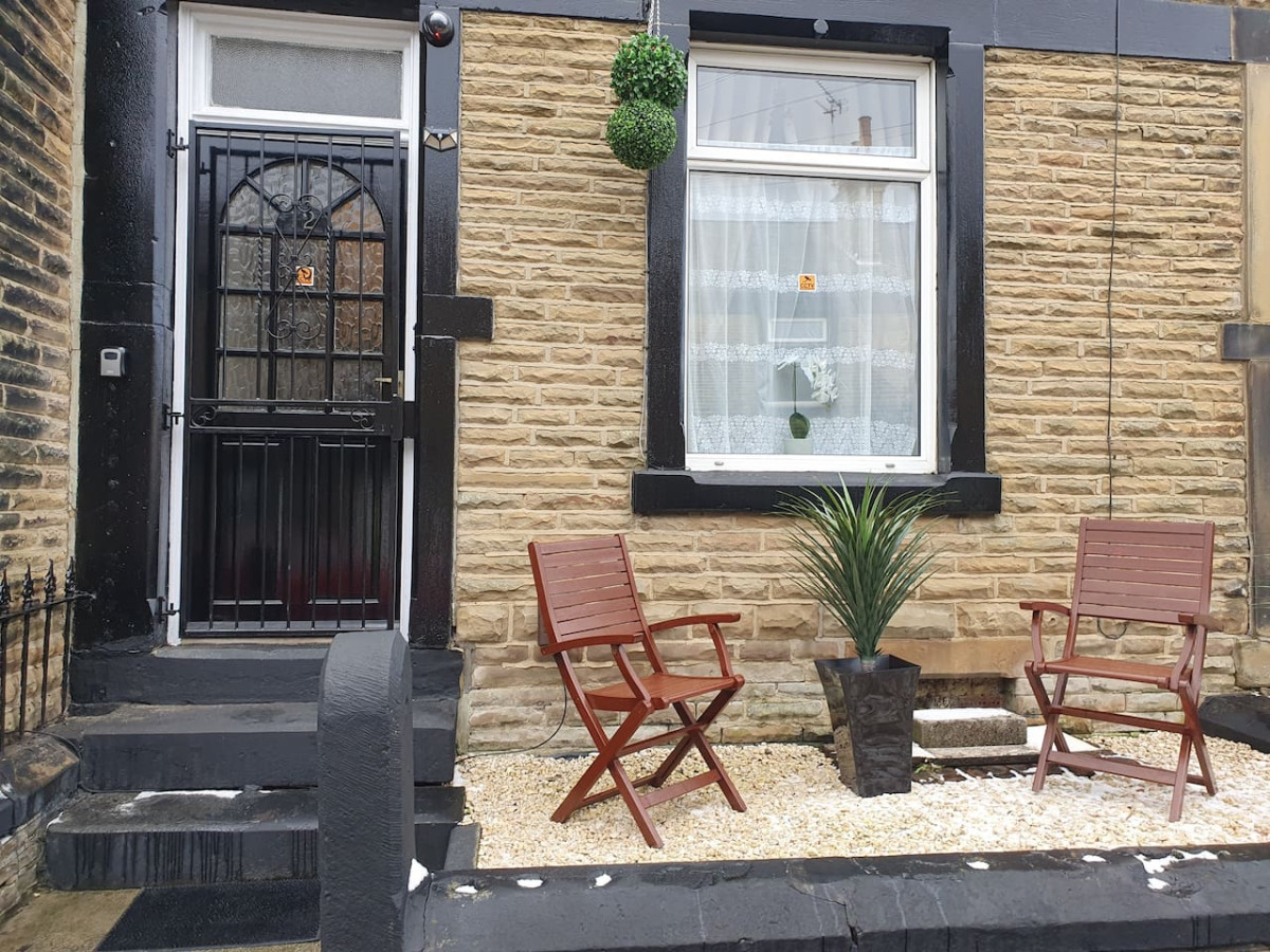 .12*JT* king bed cosy and lovely house + Free Parking + Free Fast WiFi . in 12 Johnson Terrace - Property image 31 - VivreStays