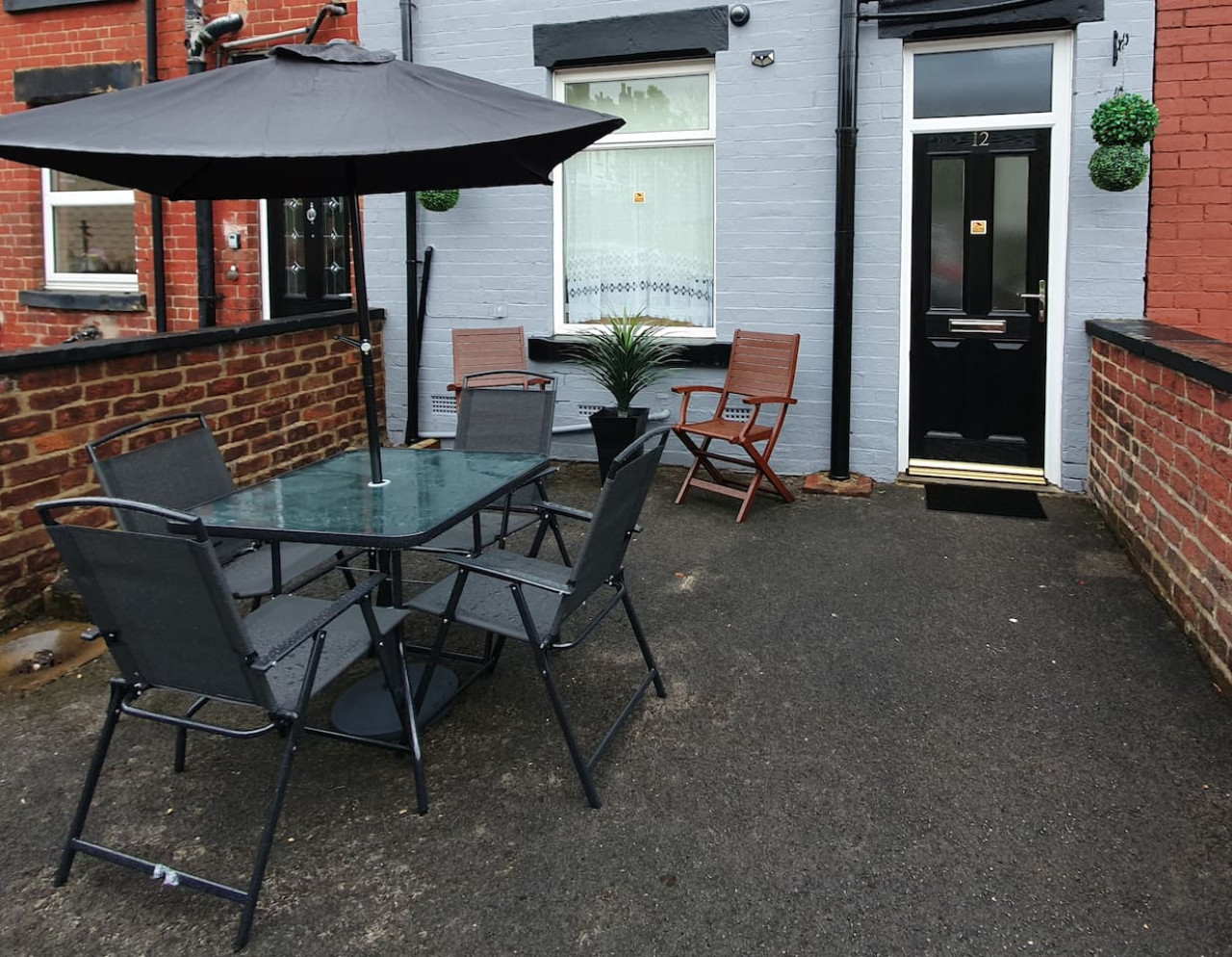.12*JT* king bed cosy and lovely house + Free Parking + Free Fast WiFi . in 12 Johnson Terrace - Property image 5 - VivreStays