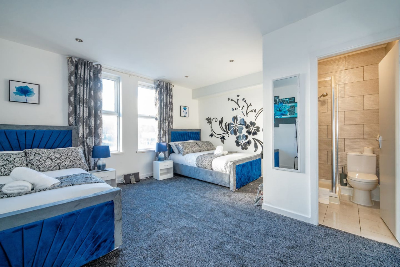 *372kr* For your relaxed & Cosy stay + Parking serviced apartment - Burley - VivreStays