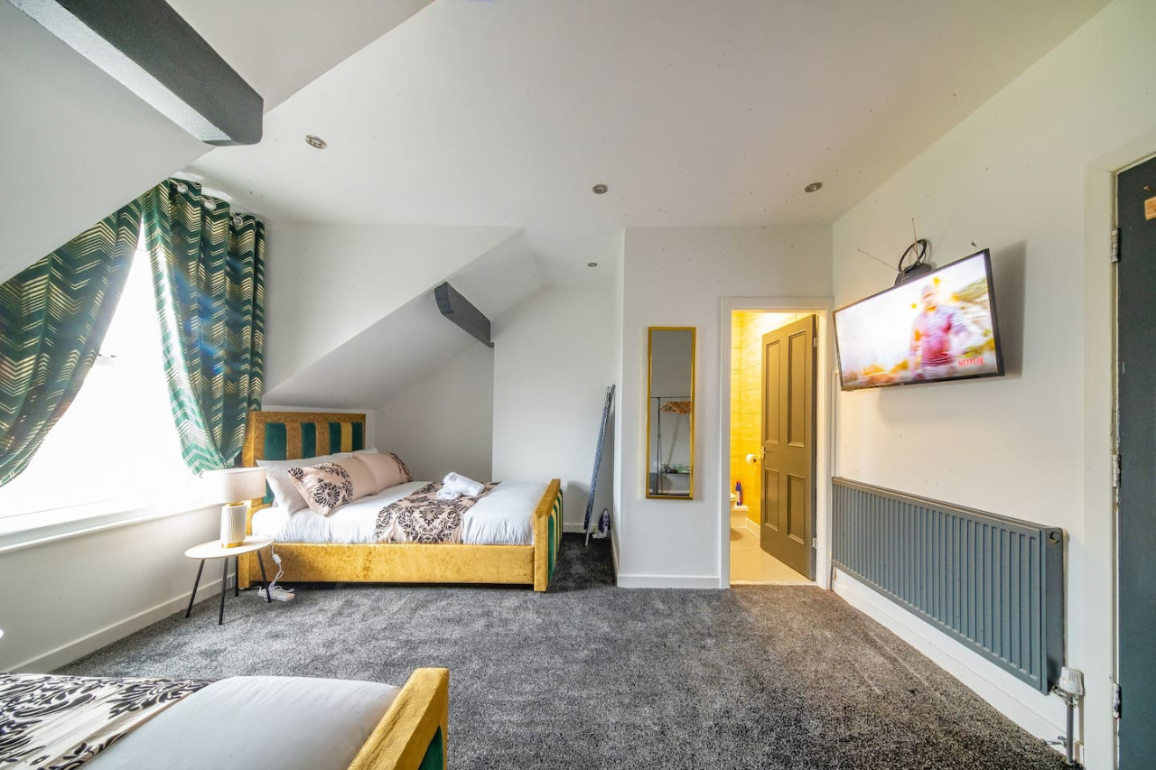 *F1kr* For your relaxed & Cosy stay + Parking in 372 Kirkstall Road flat 1 - Property image 6 - VivreStays