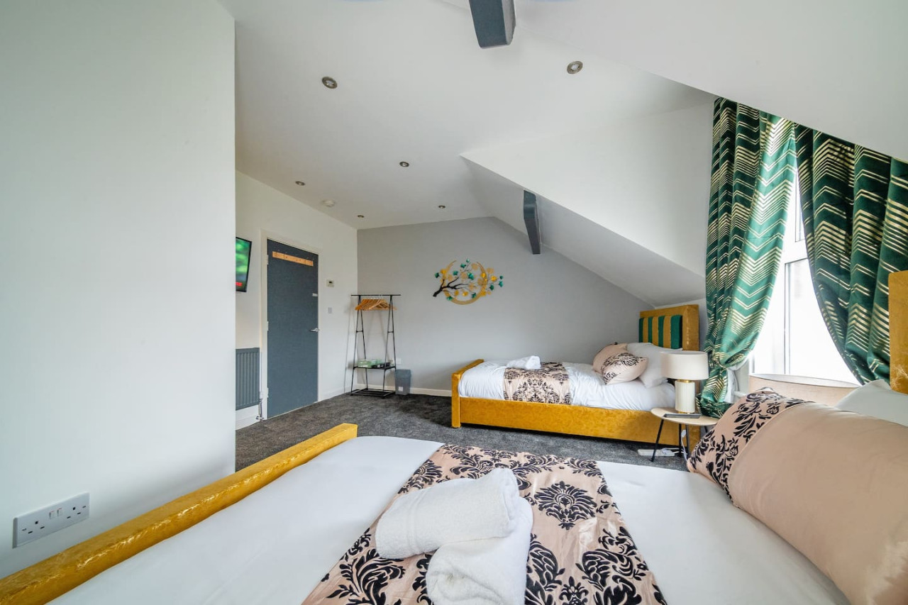 *F1kr* For your relaxed & Cosy stay + Parking in 372 Kirkstall Road flat 1 - Property image 5 - VivreStays