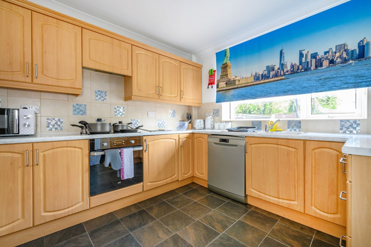 *328OL* For your relaxed & Cosy stay + Parking in 328 Oakwood Ln, Leeds LS8, UK - Property image 3 - VivreStays