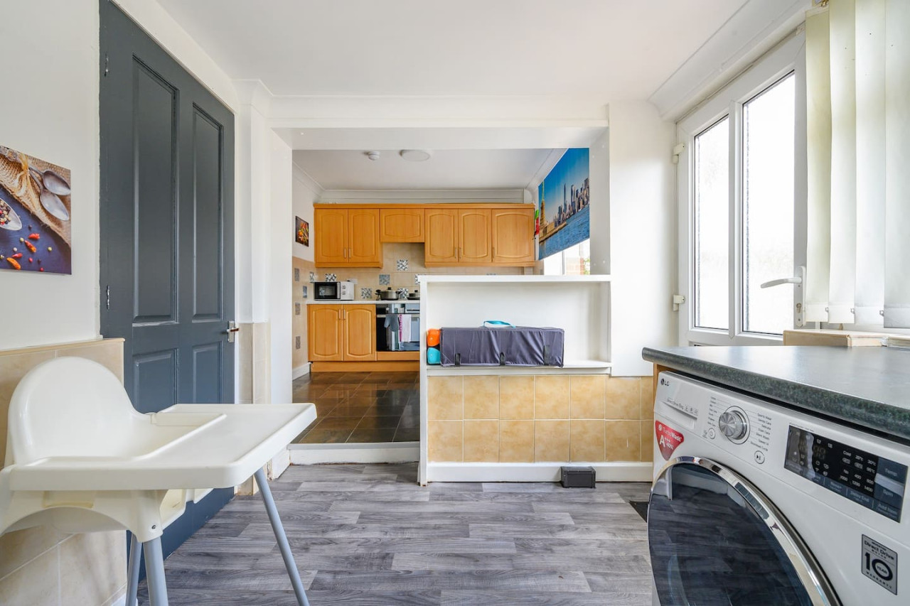 *328OL* For your relaxed & Cosy stay + Parking in 328 Oakwood Ln, Leeds LS8, UK - Property image 30 - VivreStays