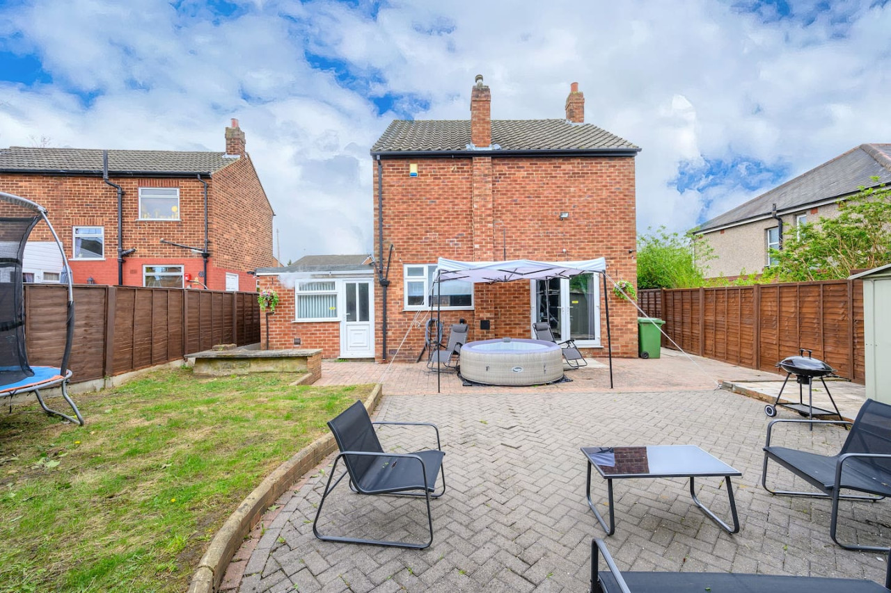 *328OL* For your relaxed & Cosy stay + Parking in 328 Oakwood Ln, Leeds LS8, UK - Property image 5 - VivreStays