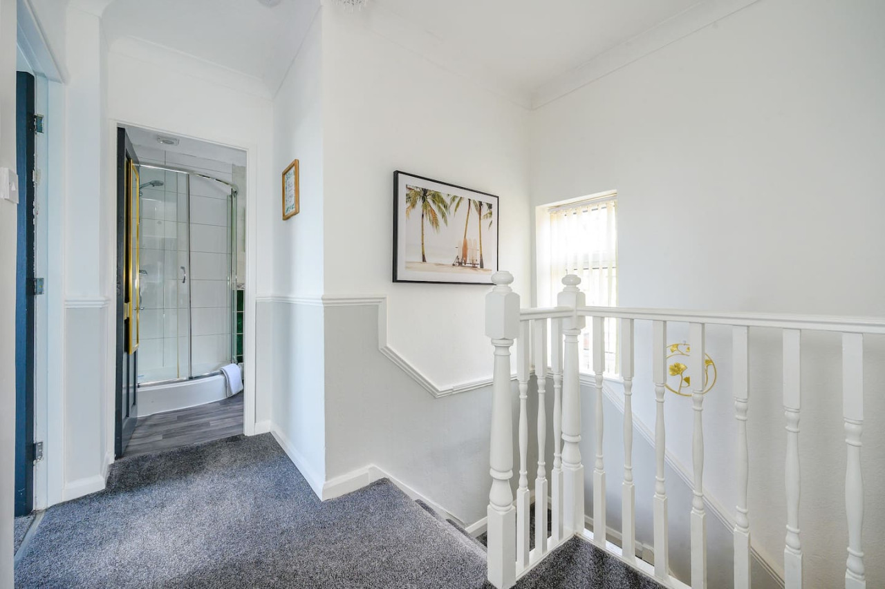 *328OL* For your relaxed & Cosy stay + Parking in 328 Oakwood Ln, Leeds LS8, UK - Property image 45 - VivreStays