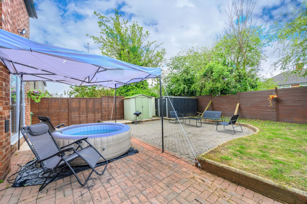 *328OL* For your relaxed & Cosy stay + Parking in 328 Oakwood Ln, Leeds LS8, UK - Property image 40 - VivreStays