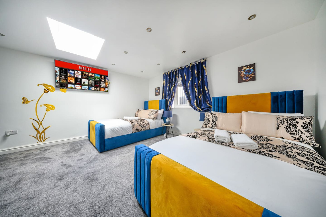 *16FM* For your Relaxed & Cosy stay + Free Parking in Fearnville Mount - Property image 9 - VivreStays